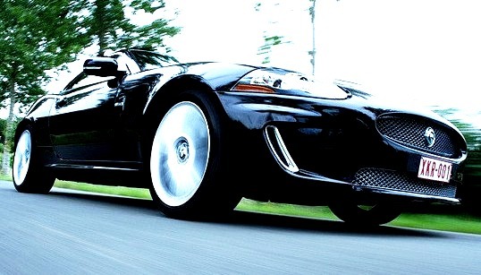Jaguar XK R