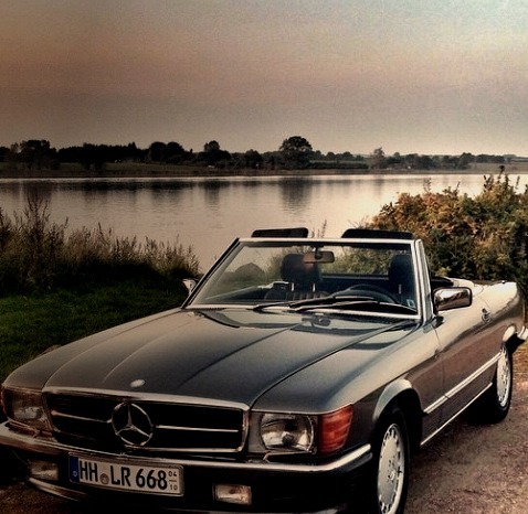 Mercedes-Benz 300SL (Instagram @mercedesbenz)